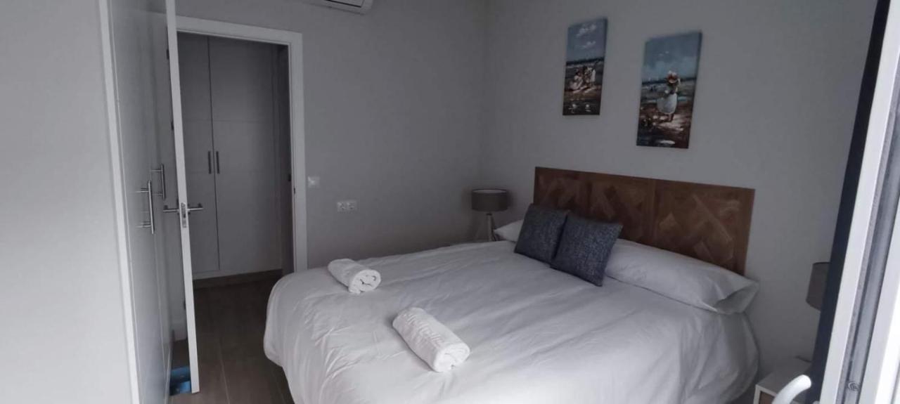 Guesting Hospital Apartment กาดิซ ภายนอก รูปภาพ