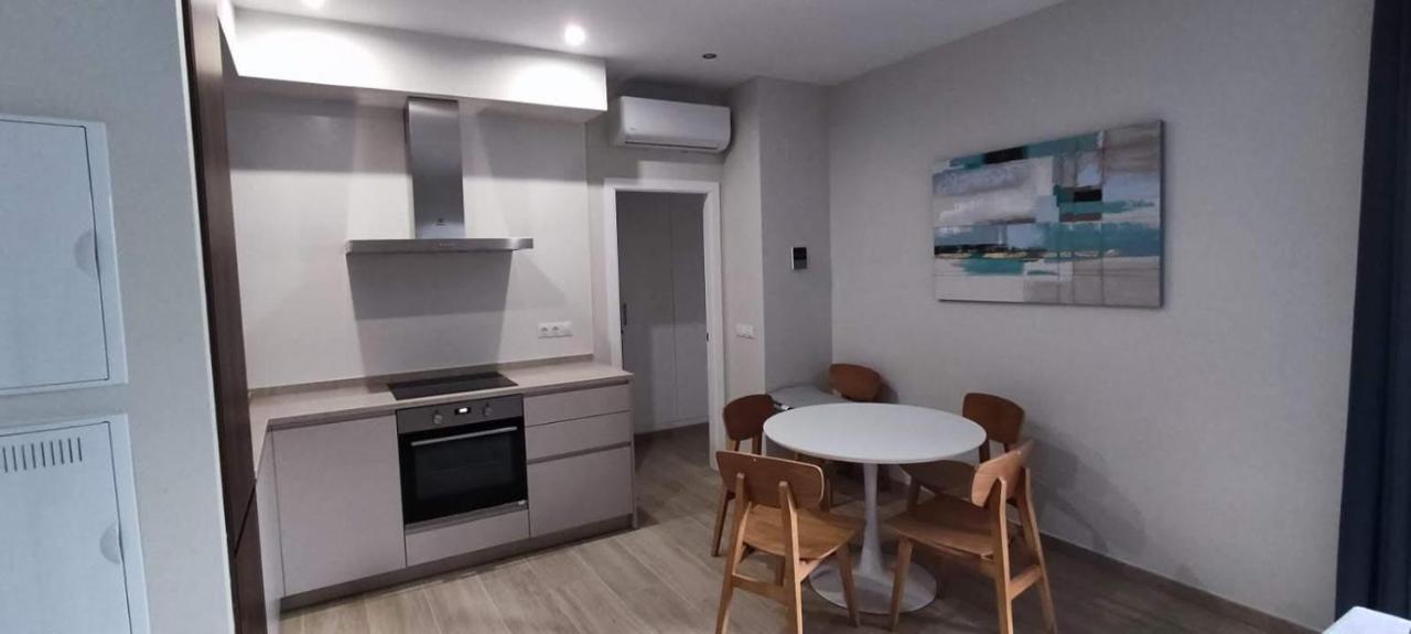 Guesting Hospital Apartment กาดิซ ภายนอก รูปภาพ